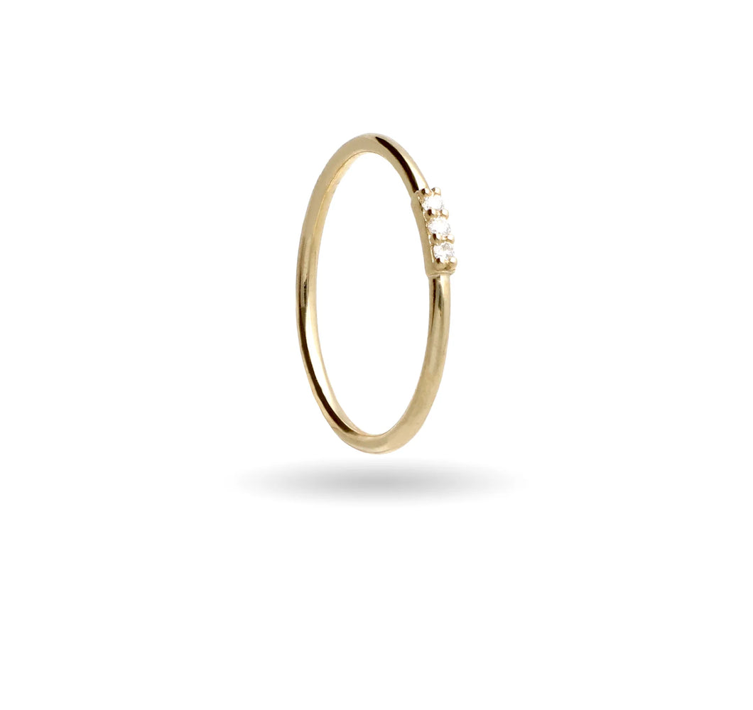 Anello Filodamore in Oro Giallo 9kt con 3 diamanti bianchi AN364G-3BT