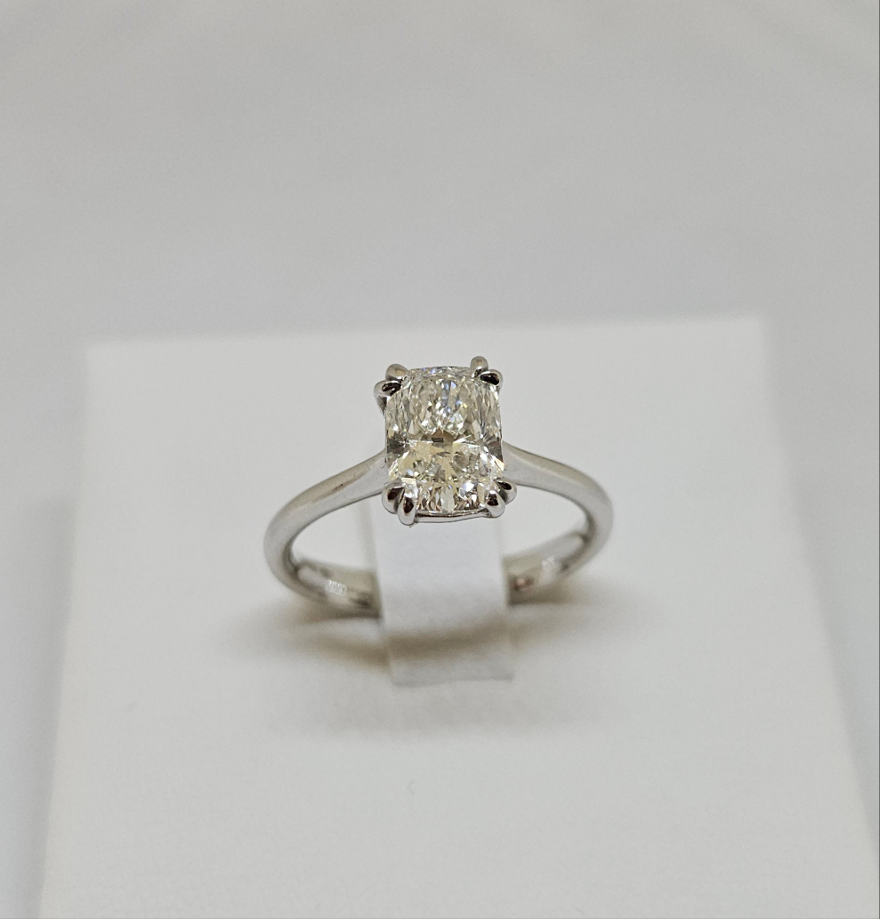 Anello solitario con Diamante Lab Grown cushion CT 1,52