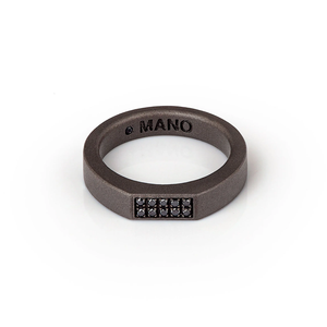 ANELLO IN TITANIO E 10 DIAMANTI BLACK