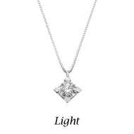 Girocollo punto luce Light 0,02 ct