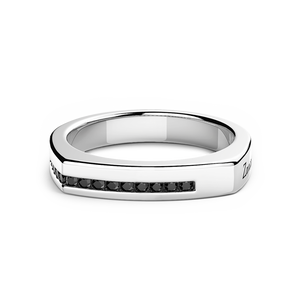 Anello in argento con pietre nere ESA008