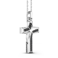 Collana in argento con pendente a croce e pietre nere EXC491