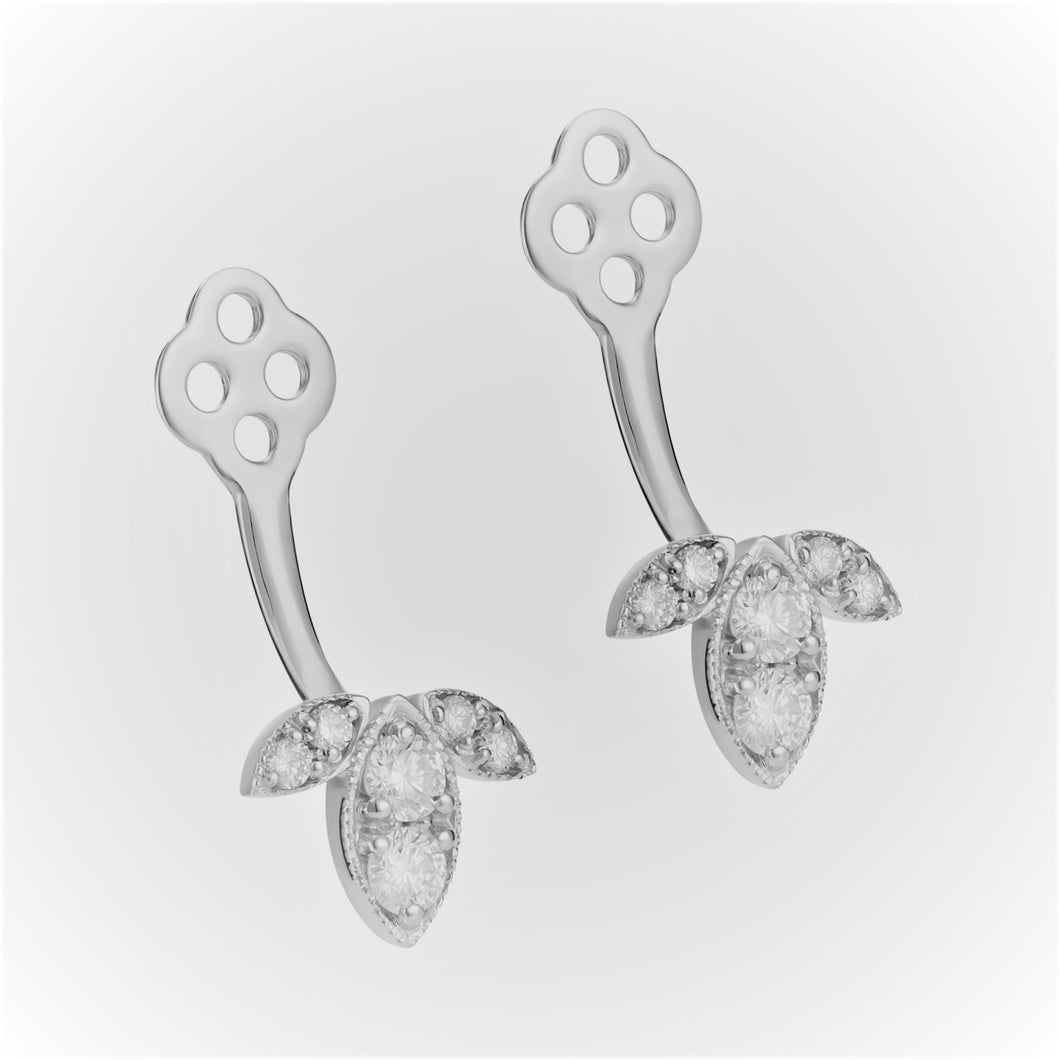 Orecchino accessori con diamanti