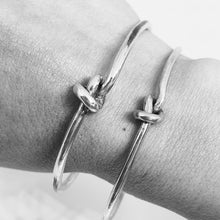 Carica l&#39;immagine nel visualizzatore di Gallery, Bracciale Nodo
